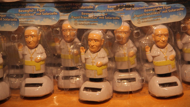 solarny papiez franciszek